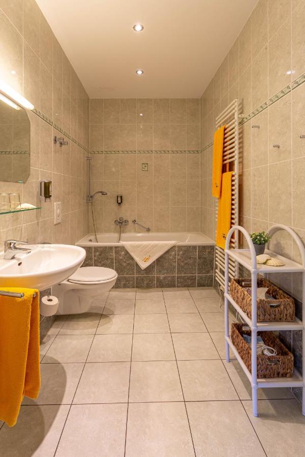 Hotel Fischhaus Wendisch Rietz Esterno foto
